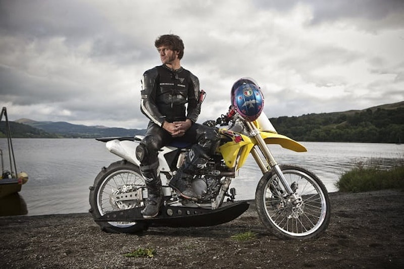 Water-skiing Suzuki starred in series 1