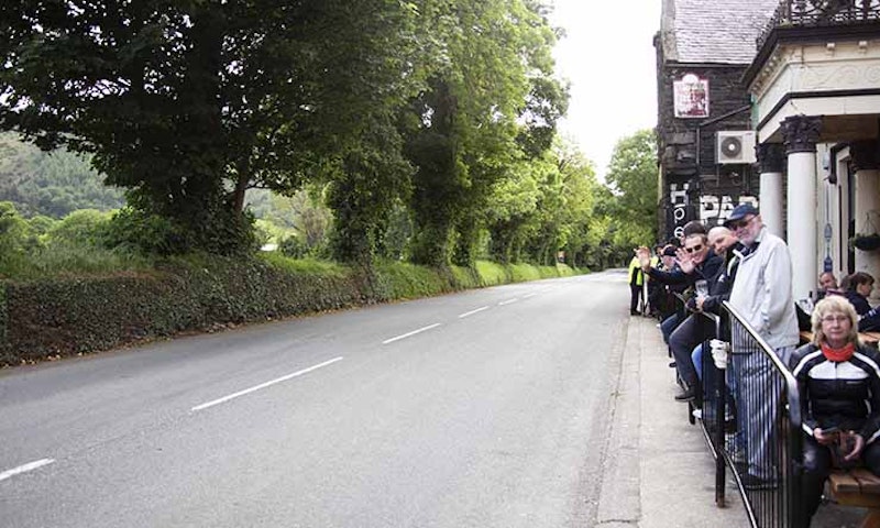 TT IOM Spectator Guide - Home to Hedgerow