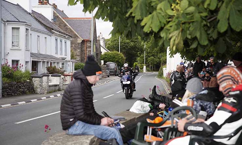 TT IOM Spectator Guide - Home to Hedgerow
