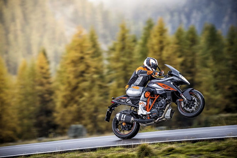 KTM 1290 Super Duke GT, 1290 Super Duke R | BikeSocial