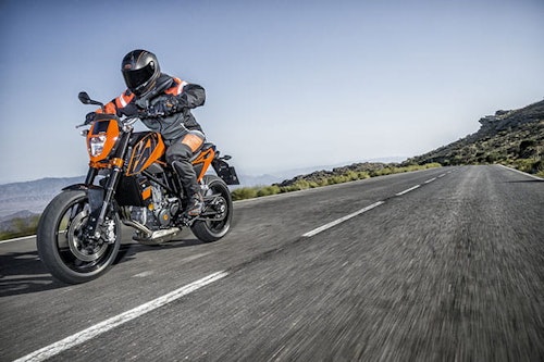 First Impressions: 2016 KTM 690 Duke