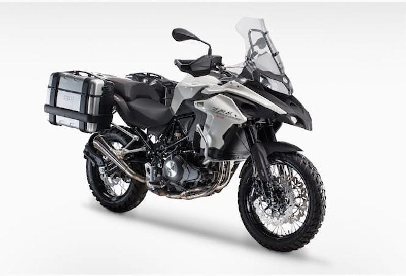 Benelli lift covers off 500cc Adventure bike