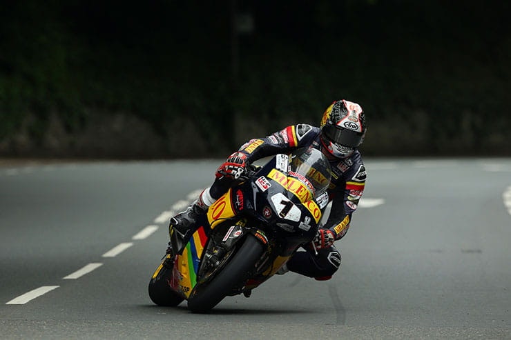 Conor Cummins eyeing TT upset on new Honda_04