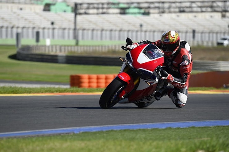 EXCLUSIVE: Honda's MotoGP bike for-the-road! RC213V-S first impressions