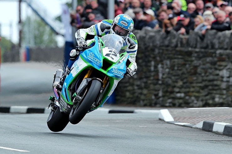 Dean Harrison 2022 Isle of Man TT BSB Dao Racing Kawasaki_01