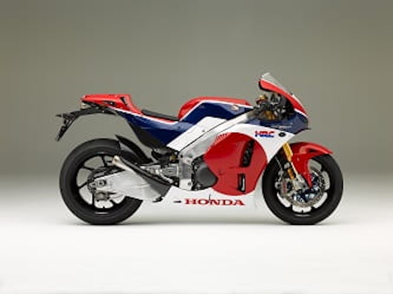 Identical exhaust layout to RC213V race bike