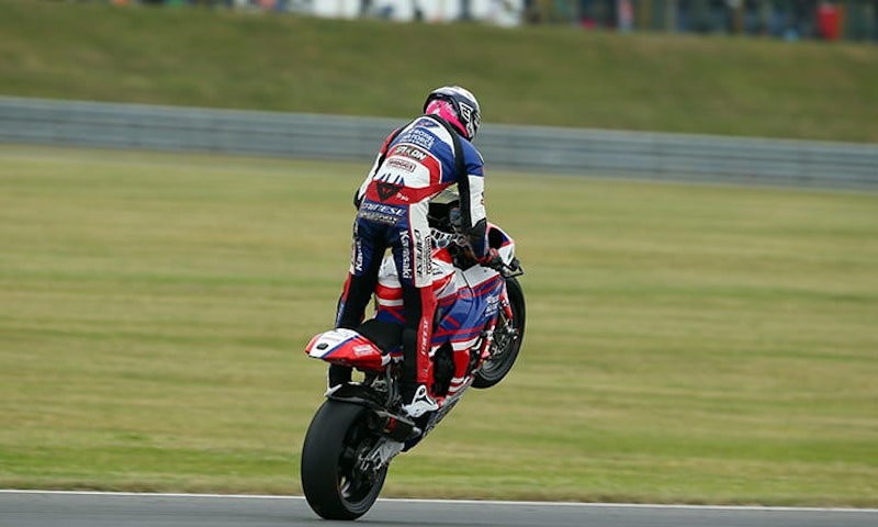 ZX10R wheelie