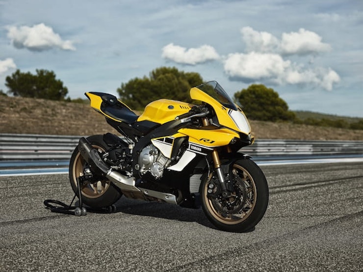 Yamaha releases R1 in iconic race livery and confirms second run of R1-M