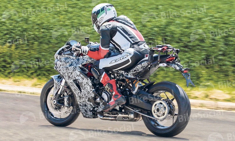 939 engine is actually 937cc and makes 113bhp