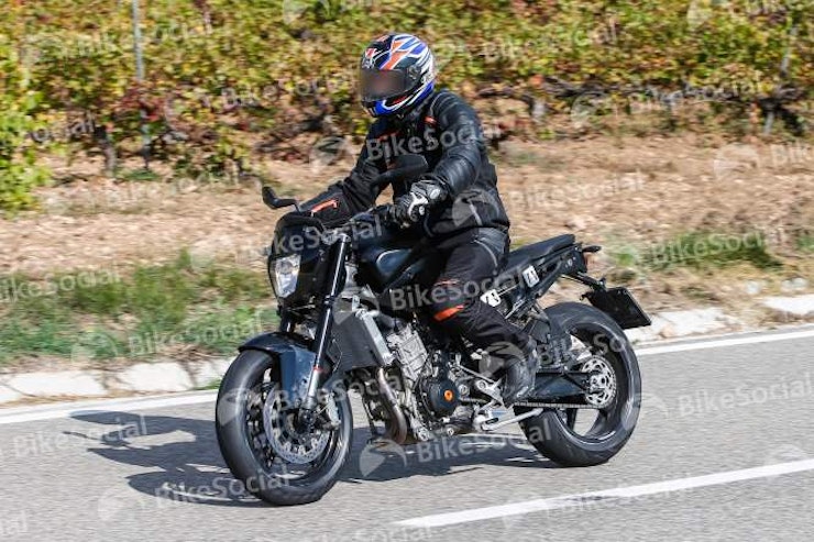 Spy Shots! Two new KTM's spotted
