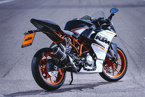 KTM updates RC 390 for 2016