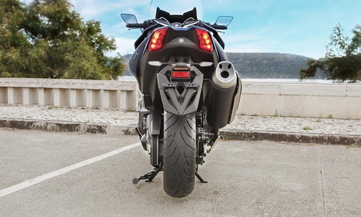 Dunlop extends their RoadSmart III tyre range to Scooters