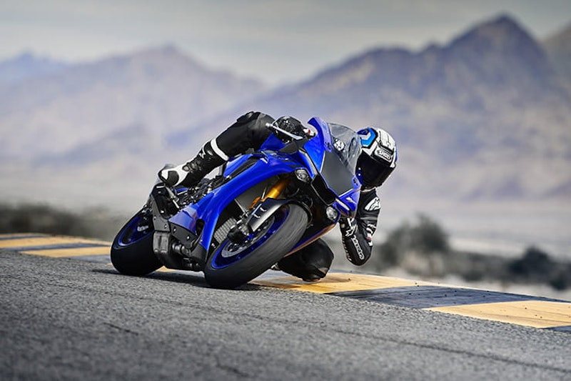 2018 Yamaha R1 and R1M