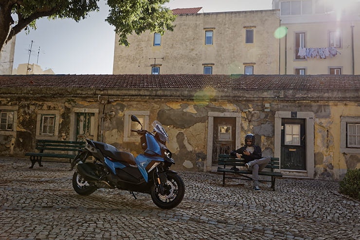 2018 BMW C400X