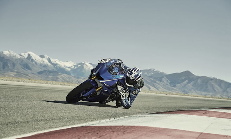 2017 Yamaha YZF-R1