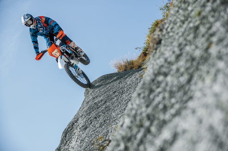 BikeSocial Reviews the 2018 KTM FREERIDE E-XC