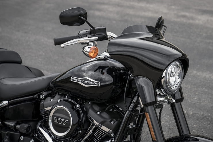 2018 Harley-Davidson Sport Glide Revealed