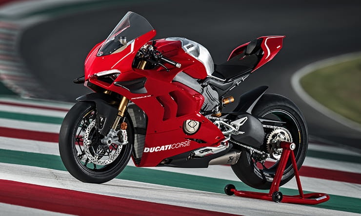 Ducati 2019: Panigale V4R, Diavel 1260, Hypermotard 950, Multistrada 950 | EICMA show