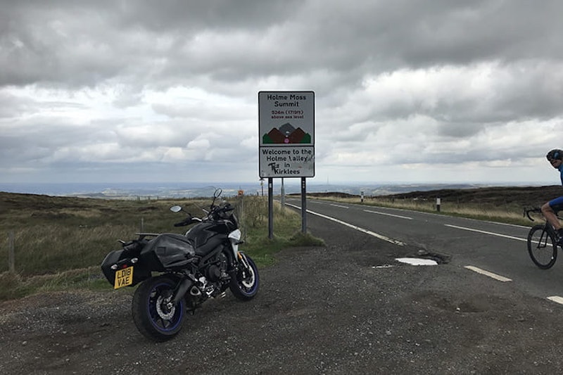 How to ride a motorbike in strong winds