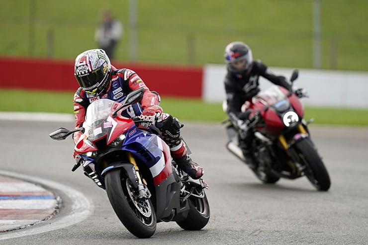 How Olympic athletes transfer skills to motorcycling_03