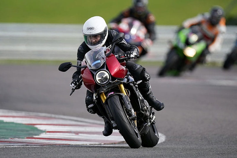 How Olympic athletes transfer skills to motorcycling_09