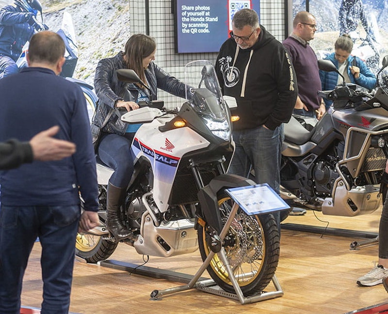 Buying and riding advice for shorter riders_09