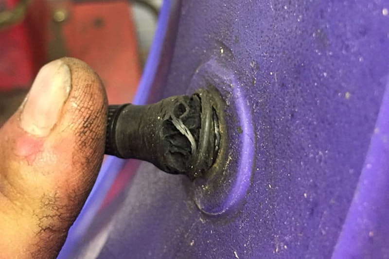 How to scrub in motorcycle tyres_08