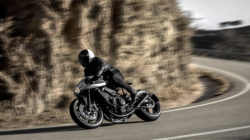 YAM_XSR900AutoFabricaP1
