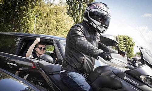 Getting tailgated while riding is annoying and risky, but here’s what to do when you glance in your mirrors and see a car just feet from your numberplate.