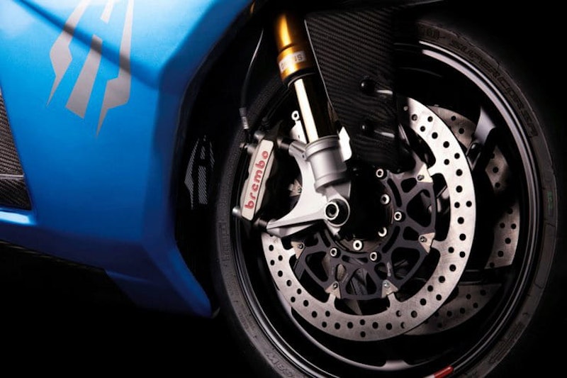 Lightning Strike - BikeSocial
