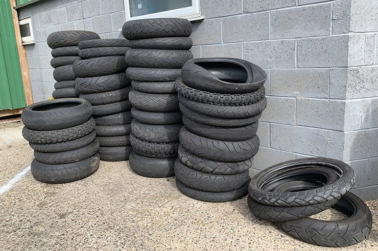 Expert motorcycle tyre fitting advice_01