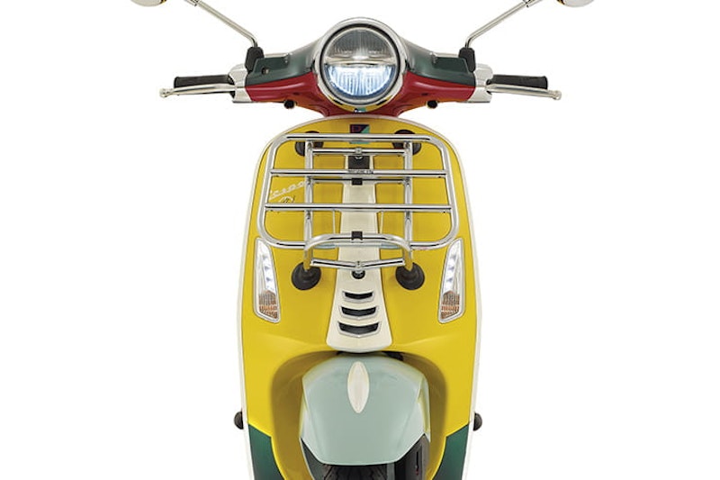 New 40mph Vespa Elletrica and Sean Wotherspoon model