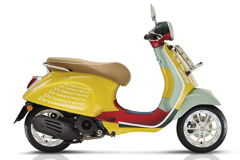 New 40mph Vespa Elletrica and Sean Wotherspoon model