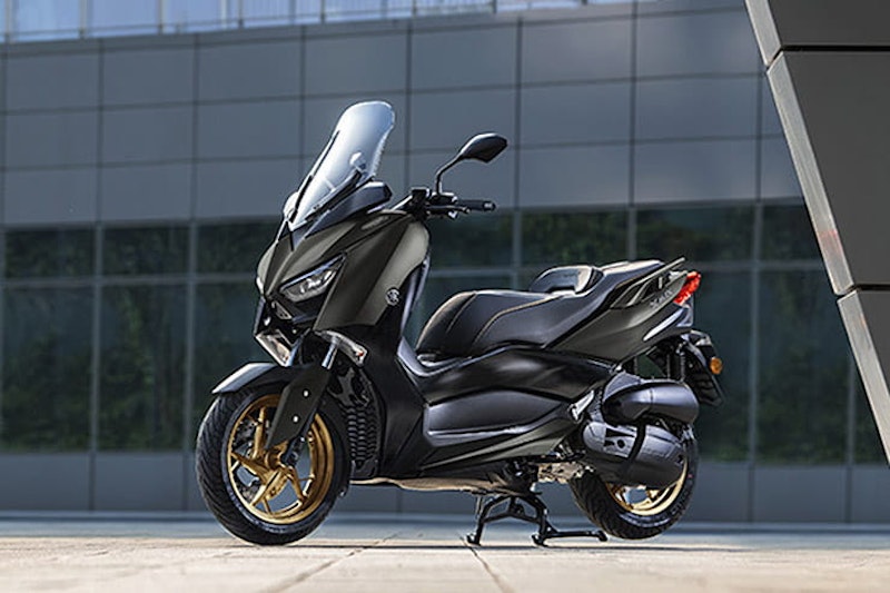 Yamaha announces two new TMAXs and an updated Tracer 700