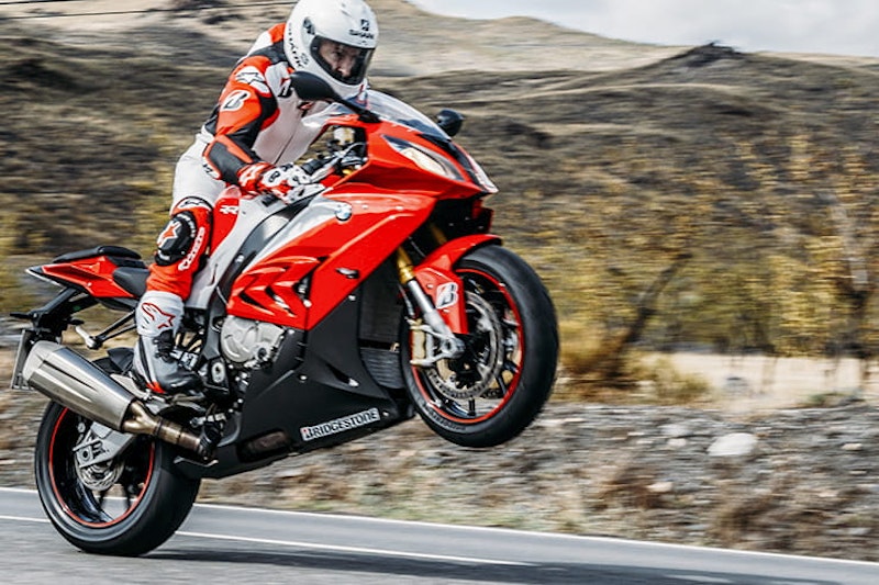 What’s the best tyre for my sports-bike? How to choose motorcycle rubber…
