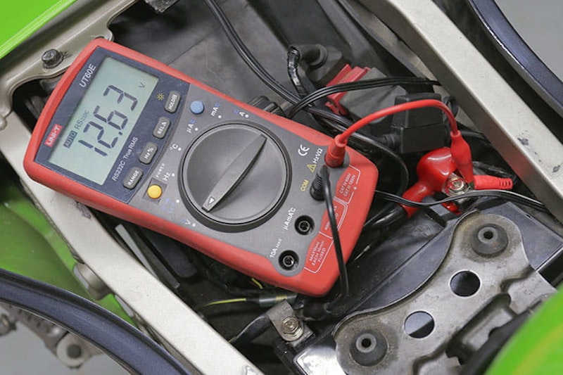 Best battery motorcycle charger safety_03