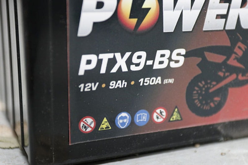 Best battery motorcycle charger safety_06