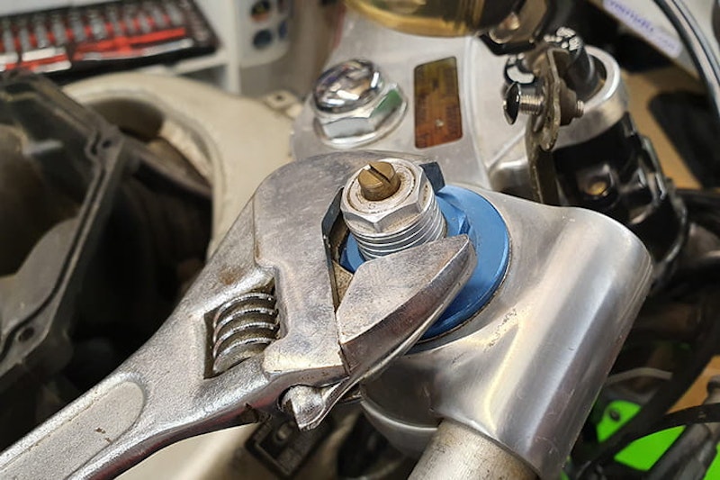 If your fork seals leak your motorcycle will handle poorly and be unsafe. Here’s how you can fix them yourself, with our DIY guide to motorcycle maintenance