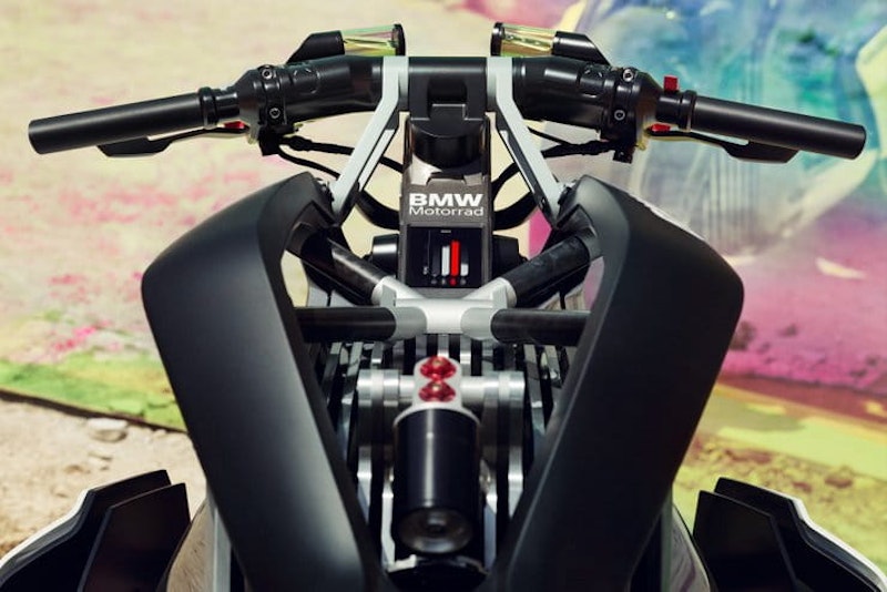 BMW Vision DC Roadster previews electric future