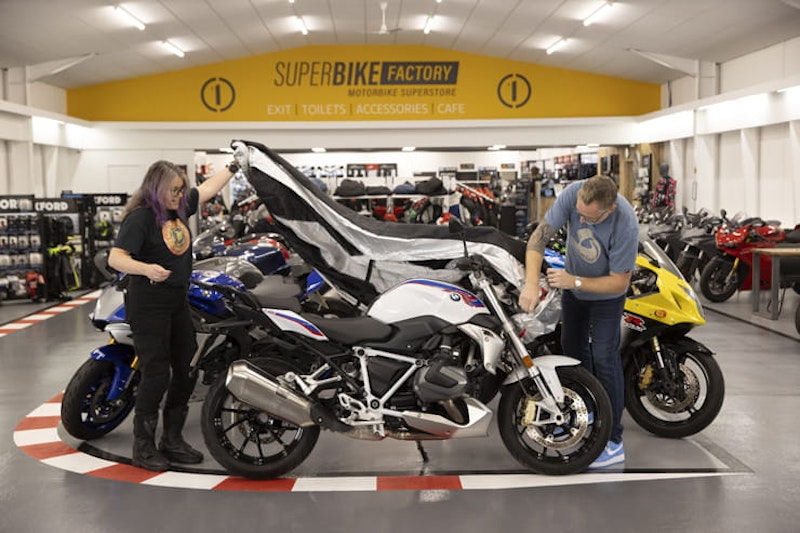 What Bike Next - Episode 6 Triumph Tiger BMW R1250R Suzuki VStrom_15