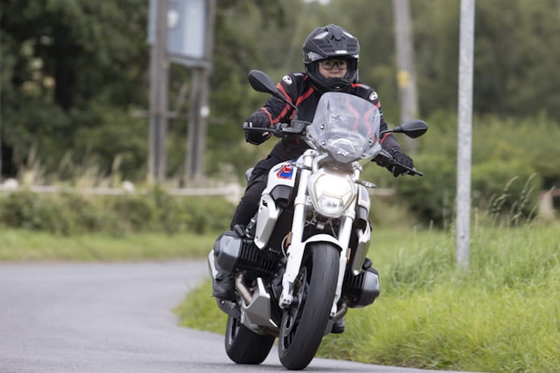 What Bike Next - Episode 6 Triumph Tiger BMW R1250R Suzuki VStrom_18