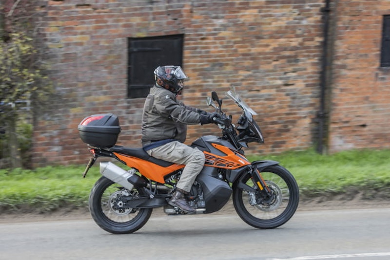 What Bike Next - Episode 2 Bob Allen Yamaha BMW KTM_21
