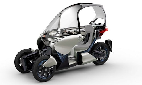 Yamaha unveils Tricity 300 and MW-VISION in Tokyo