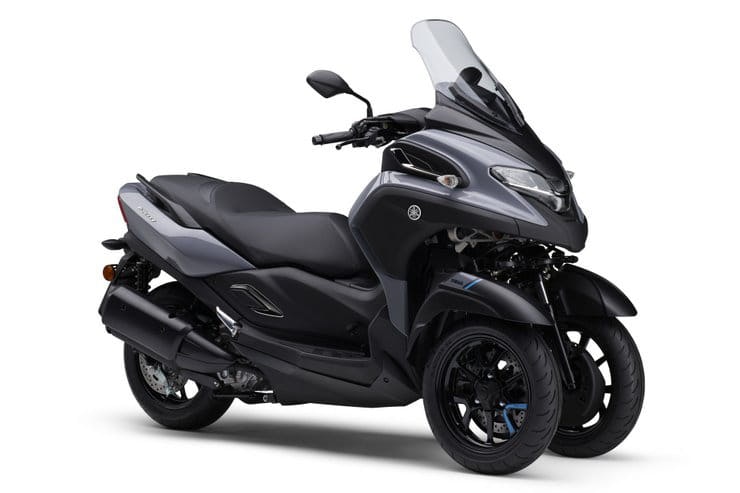 Yamaha unveils Tricity 300 and MW-VISION in Tokyo