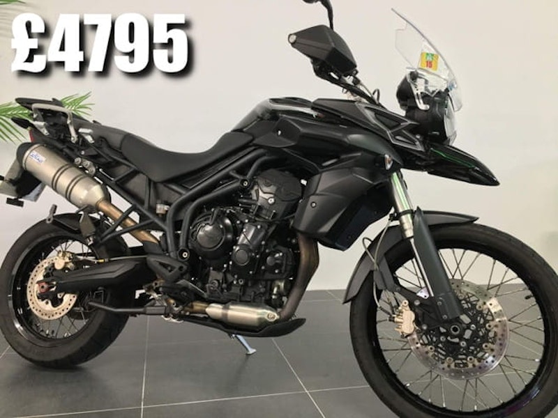 6 black tiger 900 rally