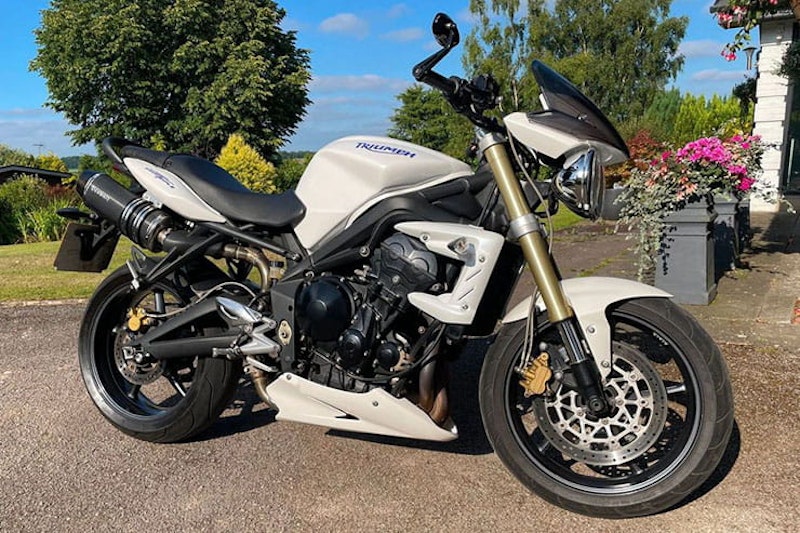 What middleweight naked can I get for GBP4000_01