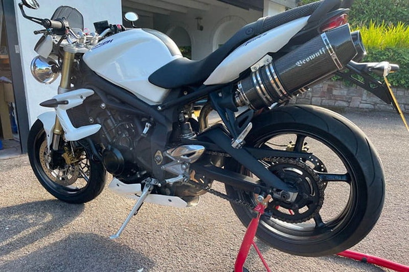 What middleweight naked can I get for GBP4000_02