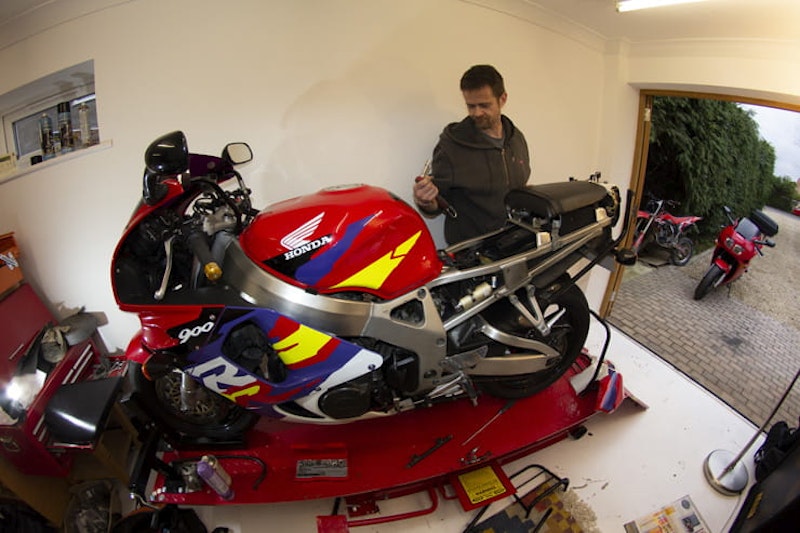 What 90s sportsbike for 5000 pounds_12