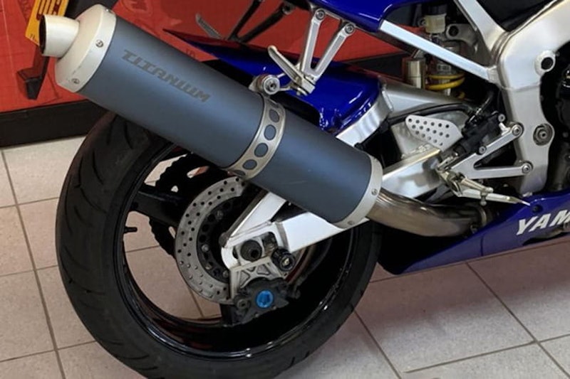 What 90s sportsbike for 5000 pounds_25