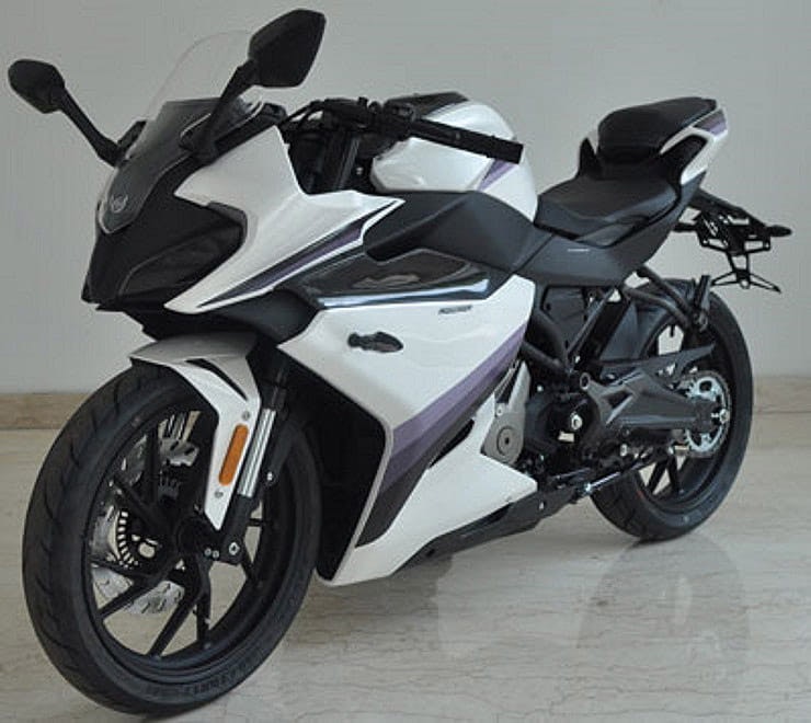 CFMoto’s 2020 250SR sports bike before you’re meant to see it